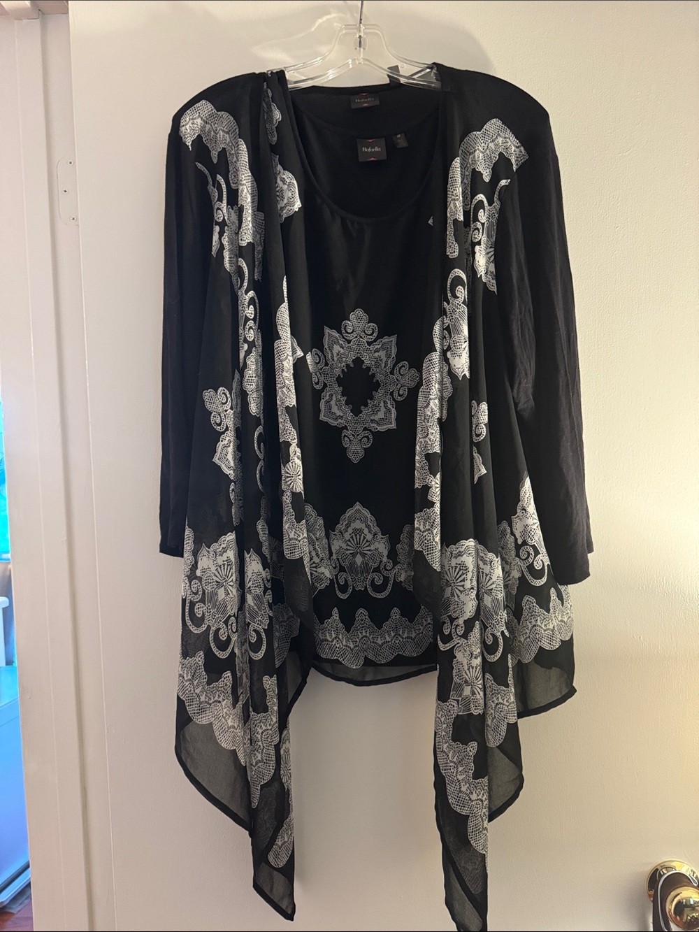 Rafaella Black Open-Front Cardigan with White Medallion Print with matching tank